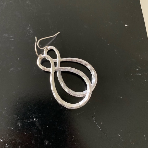 Silver loop earrings - Picture 3 of 3